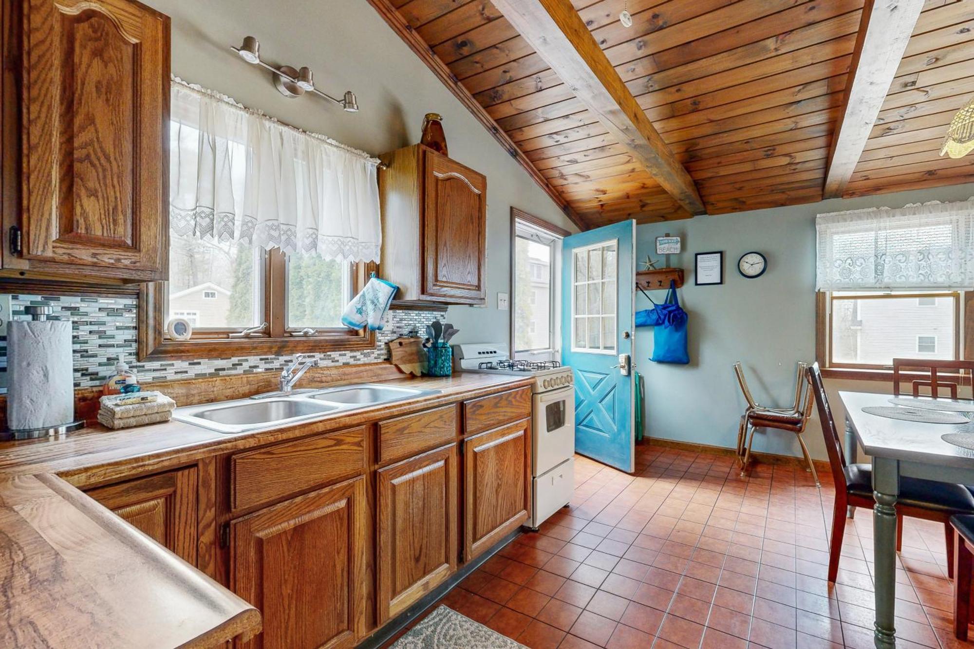Sea Rose Villa Йорк Екстериор снимка